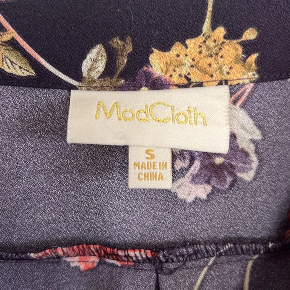 ModCloth blouse - Picture 2 of 3